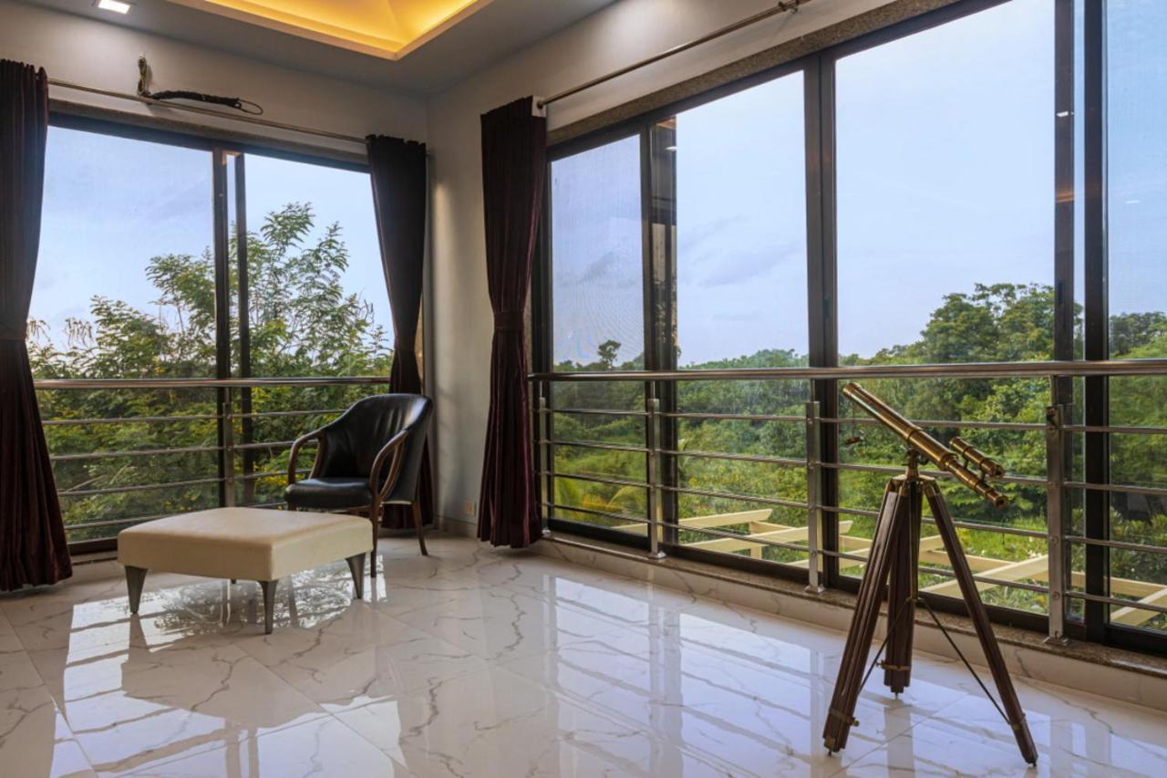 Saffronstays Aura, Alibaug - Luxury Pool Villa With A Game Room And Spacious Lawn Alībāg Buitenkant foto