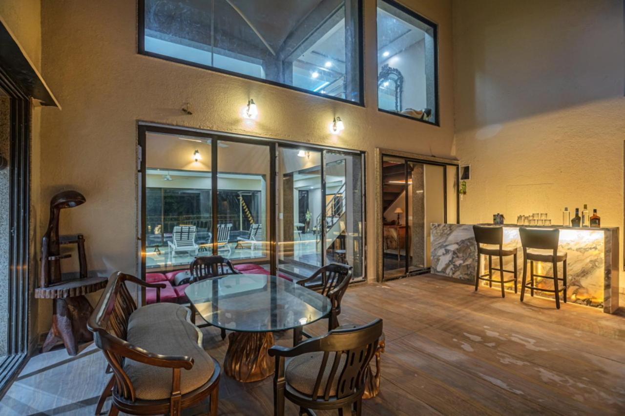 Saffronstays Aura, Alibaug - Luxury Pool Villa With A Game Room And Spacious Lawn Alībāg Buitenkant foto