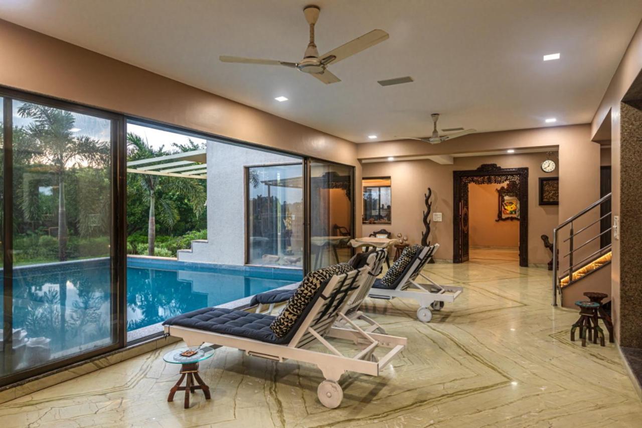 Saffronstays Aura, Alibaug - Luxury Pool Villa With A Game Room And Spacious Lawn Alībāg Buitenkant foto